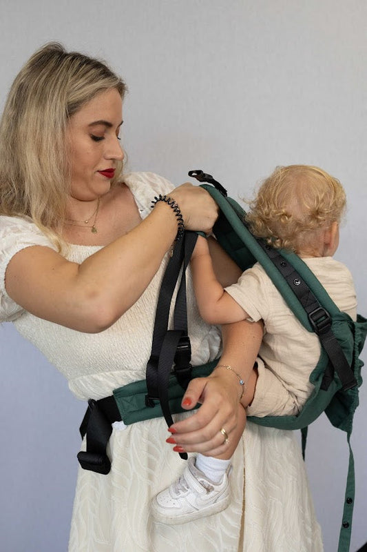 Waarom jouw baby in een draagzak op avontuur wil (ja, echt!)